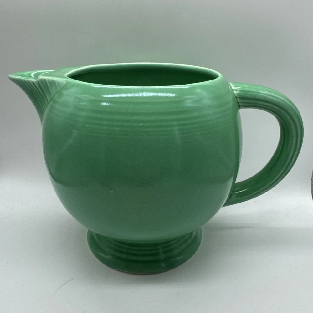 Vintage Original Green Homer Laughlin Fiestaware Ice Lip Pitcher